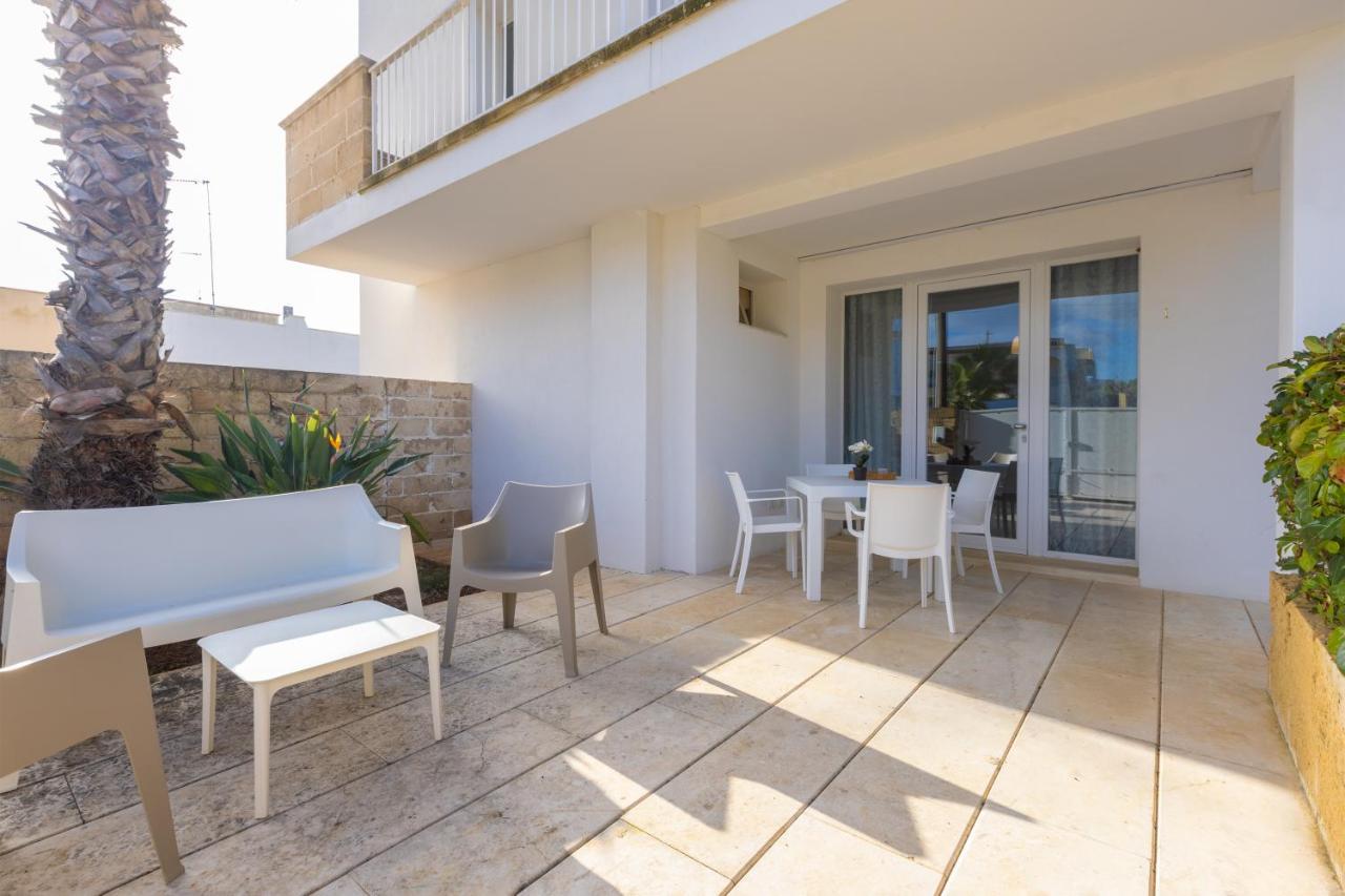Aparthotel Residence Ludovica - Piscina Panoramica Vista Mare Santa Maria al Bagno Exterior foto